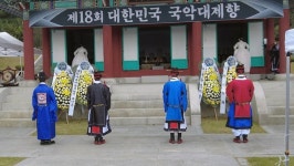 유인촌 남원을 판소리 성지로 만들자