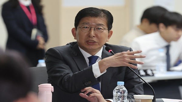 알겠습니다. 내용을 조금 더 구체적으로 제공해주시거나 필요한 내용을 좀 더 설명해주시면, 해당 내용을 요약하여 뉴스 제목을 만들어드리도록 하겠습니다. 부족한 내용이나 필요한 정보를 더 알려주시면 도움을 드릴 수 있습니다.
