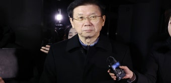 박종준 전 경호처장, 경찰 2차 출석…추가 조사