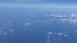 [단독] 러 핵잠수함 동해 오자 미일·호주도 F-35A 투입