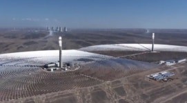 [월드 영상구성] 중국, 이중 타워형 태양열 발전소