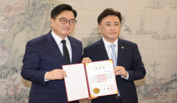 관봉권 띠지·쿠팡 외압 특검 후보에 박경춘·안권섭