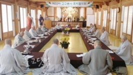 공개입찰 거부하고 수의계약 고수한 스님들