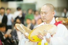은평구에 봉축등 불 밝혔다