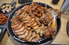 병점 맛집 쫄깃한 식감이 살아있는 3대천왕 족발 화덕구이 족보통