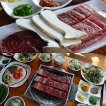 서울인근지역 포천 즐거운 여행에 맛집까지 1석2조 이동갈비맛집 바위섬가든
