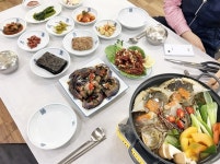수려한 자연경관과 더불어 식도락으로 제격인 안면도, 3대째 이어온 진미정안면도 맛집 