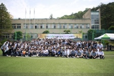 축제가 된 스승의 날, 대세는 손 편지