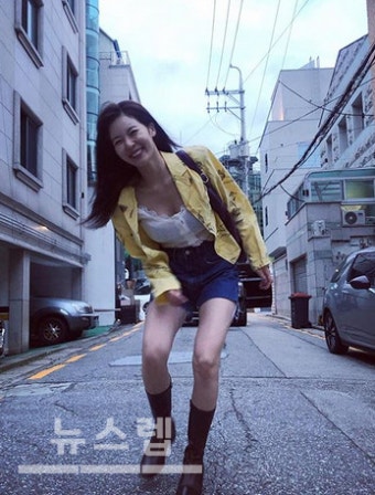 아버지 든든한 응원 덕분? 현아 논란에 