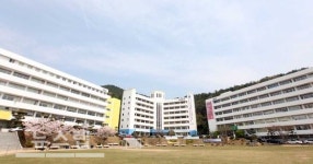 자금난 굴레에 끝내 문 닫을까…동부산대학교, 장학금·학자금 끊겨