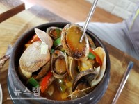 제주도 성산일출봉맛집 표선 세화해녀의 집, 오분자기 해물 뚝배기로 고객 입맛 사로잡아