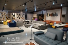 김해가구단지 노블 365 가구홈 브랜드 전문몰로 승부 보겠다
