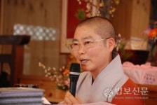 금륜사 주지 본각 스님