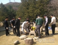 경기도의원들, 청계사 녹향원서 봉사활동