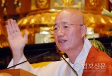 수원사 주지 성관 스님