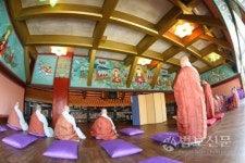 홍법사, 개산 9주년 아미타 삼천불 점안