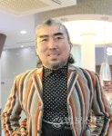 원로불자가수 생활관 건립할 것