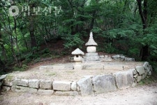 40. 가평 현등사 함허득통 탑과 석등