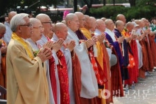 세상에 꿈과 희망, 빛을 비추는 관음종이 될 것