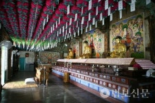 안동 봉황사 삼존불·삼전패, 경북도 유형문화재 지정