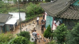 23년만의 폭우…자비사·화장사 등 곳곳서 피해 발생