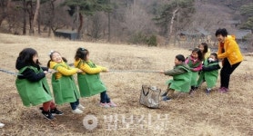 사찰숲에서 신나는 자연놀이…어린이 숲학교 개강