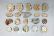 홍성 절터서 통일신라 때 제작된 7cm 크기 금동불 출토