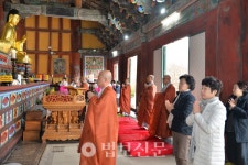 고창 선운사, 관음 천일기도 회향…2차 기도 입재