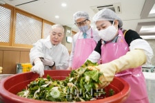 종로노인종합복지관, 급식취약계층에 열무김치 자비나눔