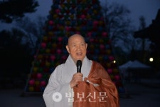 완주 송광사, 경내에 봉축등탑 7개 조성·점등