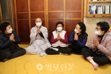 30년간 한글 법화경 110번 사경한 지임분 보살