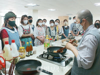 사춘기 청소년만큼 불안한 어머니들도 힐링 필요