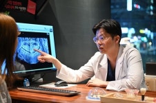 치과 임플란트가 해답? 자연치아 살리기가 우선되어야