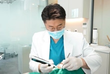 임플란트 시술 부담이었다면, 내비게이션 이용할 수 있어