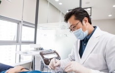 임플란트 진행 시 맞춤 치료 진행해야