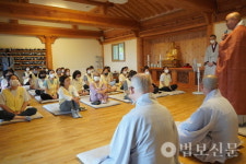 고즈넉한 산사에서 오롯한 휴식의 시간을 갖다