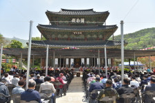 조계종 17교구본사 금산사, 미륵강탄재·십선계 수계식