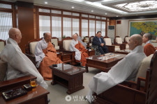 대전 구암사, 아미타요양병원 발전기금 1000만원 기부