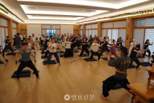 문경 찾은 130여 청년들 명상해봤더니 참 좋더라~