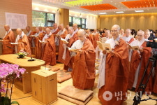 음식연구원김해태극 | 김해 초기불전연구원 보리원, 신축불사 낙성식 봉행