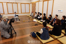 가을 물든 오대산 선재길서 만나는 요가와 명상 그리고 치유