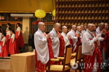천태종 부산 삼광사, 평화 염원 담긴 대보탑 장엄 법화경 다시 빛나다