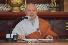 부처님 법 전하는데 신명 다 바치겠다…신임 군승 12명 고불식
