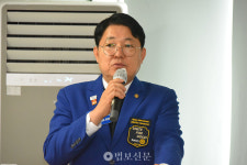 전주서원시니어클럽신나는청소 | 전주서원시니어클럽, 구강건강 프로젝트로 어르신 미소 되살리다