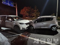 표선면 교차로서 차량 정면충돌, 7명 경상 