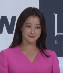 김희선, 나이를 거스르는 청순한 아름다움 뽐내
