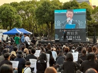 상처·눈물 미리 나누지 못해 미안해…교사 추모제