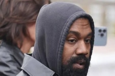 칸예 웨스트, 다시 이름을 변경