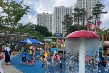 용인시, 여름을 맞아 공원 수경시설 운영 시작