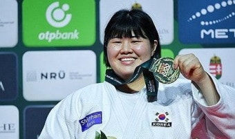 김하윤, 세계선수권 여자 최중량급 우승